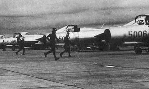 50 năm chiến thắng Lịch sử Hà Nội - Điện Biên Phủ trên không: Ai là phi công Việt Nam đầu tiên hạ gục B52 ?