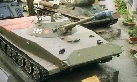 Xe tăng PT - 76