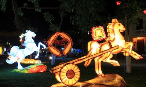 Ngựa giấy – Nét đẹp văn hóa tâm linh trong tết ở phố cổ Hội An