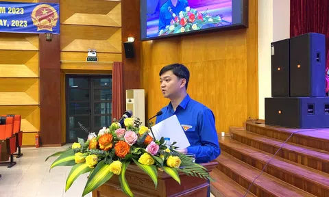 Hoàn thiện khung pháp lý phát triển công tác xã hội tại Việt Nam