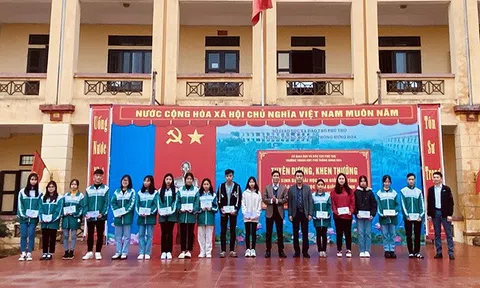 Phú Thọ: Trường THPT Hưng Hóa (Tam Nông) ôn tập cho thi tốt nghiệp THPT năm 2023