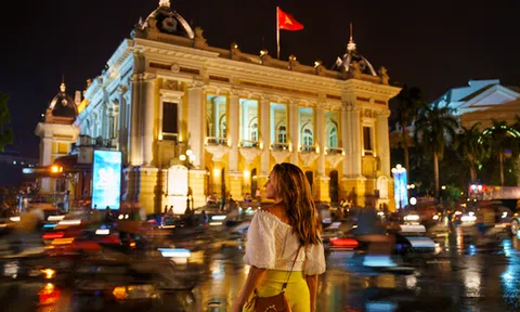 “A Tourist’s Guide to Love” và hành trình “du lịch” đến vị trí đầu bảng 