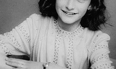 Cuốn Nhật ký của cô bé 13 tuổi - Tượng đài mang tên "Lương tri nhân loại"