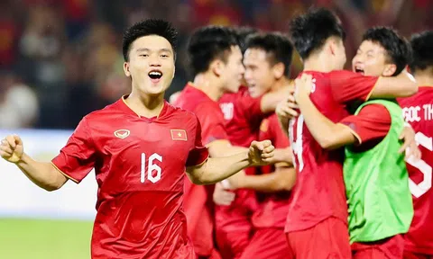 U22 Việt Nam hòa tiếc nuối trước U22 Thái Lan, sẽ gặp Indonesia ở bán kết SEA Games 32