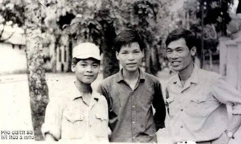 Nhập ngũ