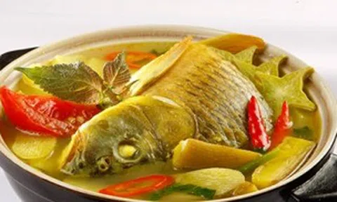 Rưng rưng cá diếc, khế chua