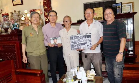 Khoảnh khắc này có một và chỉ một mà thôi