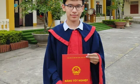 Phú Thọ: Em Nguyễn Hoàn Vũ (Trường THCS Giấy Phong Châu - Phù Ninh) thủ khoa môn Vật Lý trường THPT Chuyên Hùng Vương