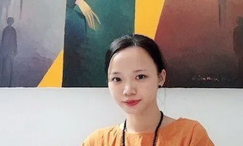 Hồng Ngọc – nữ họa sĩ vẽ tranh bằng ngón tay