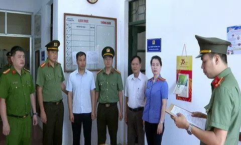 Phú Thọ: “Lợi dụng chức vụ quyền hạn trong khi thi hành công vụ”, nguyên Chủ tịch UBND thị xã Phú Thọ bị bắt tạm giam