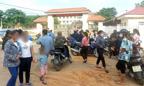 Phú Thọ: Hiệu trưởng Trường Tiểu học Văn Luông (Tân Sơn) viết đơn xin từ chức