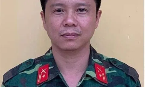 Cứu người bị nạn trên đường hành quân