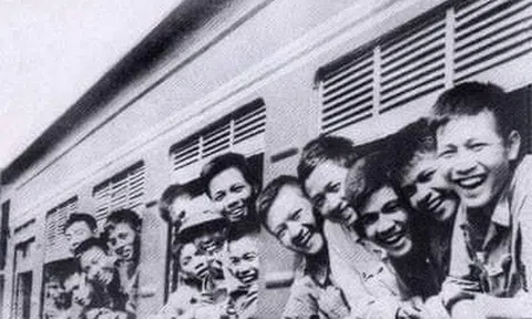 Sinh viên nhập ngũ ngày mồng 6/9/1971: Tôi đã từ trường Đại học ...vác AK xông thẳng ra chiến trường