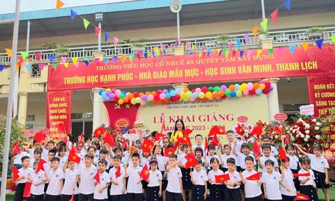 Hà Nội: Trường Tiểu học Cổ Nhuế 2A đón chào năm học mới