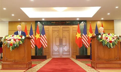 Một chương mới trong quan hệ của hai nước Việt Nam - Hoa Kỳ nâng tầm quan hệ Đối tác Chiến lược Toàn diện vì hòa bình, hợp tác, phát triển bền vững