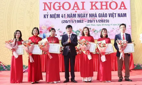 Phú Thọ: Thực hiện Chương trình GDPT 2018 kết hợp “dạy chữ”, “dạy người”, định hướng nghề nghiệp