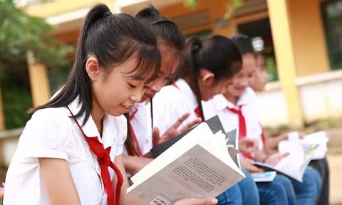 Chỉ thị của Bộ Chính trị về tăng cường công tác chăm sóc, giáo dục và bảo vệ trẻ em