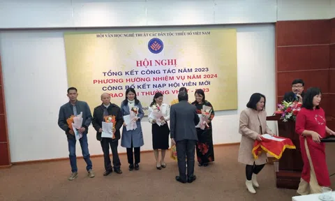 Hội văn học nghệ thuật các dân tộc thiểu số Việt Nam kết nạp hội viên mới, xác định phương hướng hoạt động  năm 2024