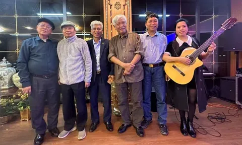 Tất niên tại nhà của kỷ lục gia CC Lê Duy Hảo