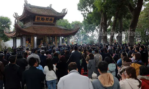 Bắc Ninh: Lễ dâng hương khai hội kỷ niệm 4903 năm đức vua Thủy tổ Kinh Dương Vương khai sinh mở nước