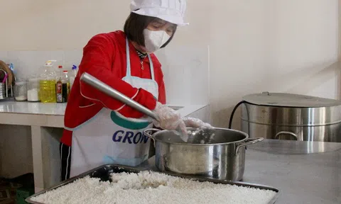 Phú Thọ: Cẩm Khê thực hiện vệ sinh an toàn thực phẩm bếp ăn bán trú các trường mầm non