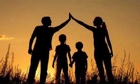  Khoảng cách thế hệ