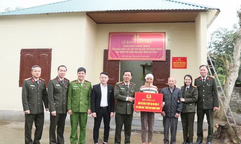 “Chiến dịch Quang Trung” thần tốc không tiếng súng – chiến thắng giòn giã