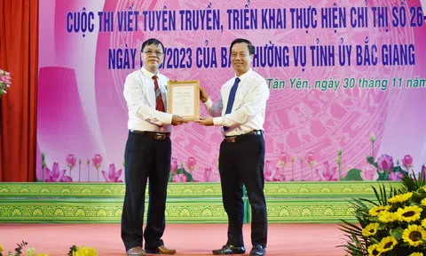 Bắc Giang: Tân Yên trao giải thi tuyên truyền chấn chỉnh tác phong, lề lối làm việc của cán bộ trong tình hình mới
