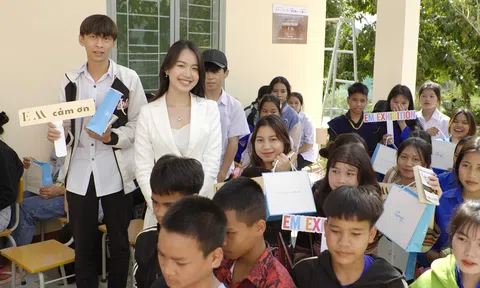 Họa sĩ Phan Anh Thư hoàn thành ước mơ xây nhà nội trú cho các em nhỏ huyện Kbang (Gia Lai)