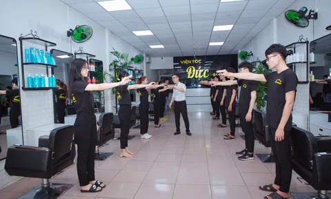 CEO - Hairstylish Đức Mark: Chuyện dạy nghề tóc miễn phí và truyền nghề tóc chất lượng