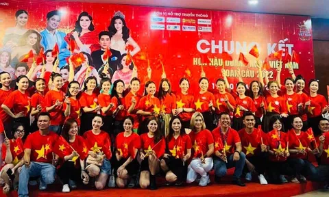 CLIP: Hoa hậu doanh nhân Việt Nam toàn cầu 2022 mừng chiến thắng đội tuyển U23 Việt Nam