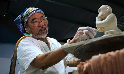 Khai mạc Trại sáng tác ảnh nghệ thuật "Tinh hoa gốm Việt"