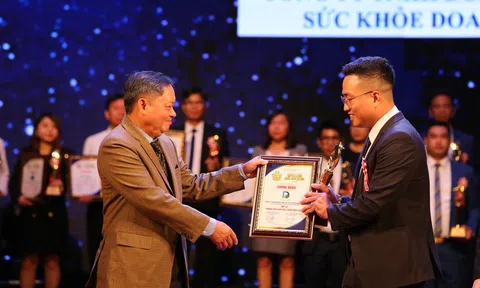 CEO Đỗ Thiện Duy nói gì sau khi nhận Vinh danh TOP 10 Thương hiệu xuất sắc ba miền năm 2022