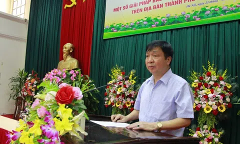 Bảo tồn và phát triển làng nghề trên địa bàn thành phố Hà Nội gắn với mục tiêu nâng cao đời sống vật chất và tinh thần cho người dân