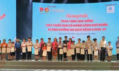 Nu Skin trao học bổng và quà tặng cho trẻ em có hoàn cảnh khó khăn bị ảnh hưởng do dịch Covid-19  “Ngày làm vì những điều tốt đẹp”