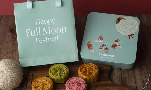 “Tiếp tục ngân nga điệu khúc mùa hè vui nhộn cùng Starbucks Refreshers™”