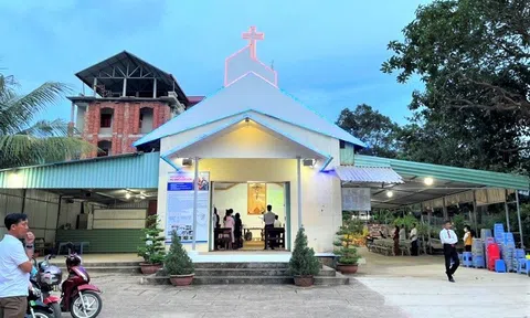 Hành hương nơi đảo xa