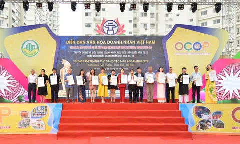 Lễ vinh danh Doanh nhân, Nghệ nhân, Nhà khoa học tiêu biểu tại Mailand Hanoi City