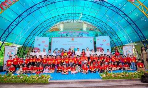 “Sinh Con, Sinh Cha” thảo luận các chủ đề về xâm hại và điều chỉnh hành vi tiêu cực ở trẻ với hàng trăm gia đình tại Thanh Hóa