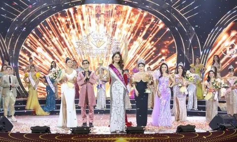 Ông Trương Tuấn - Phó Trưởng BTC công bố bản quyền cuộc thi Hoa hậu Doanh nhân Việt Nam 2023