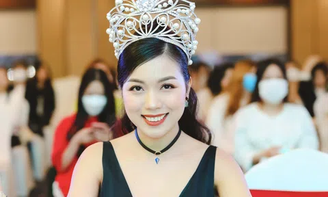 Hoa hậu Đỗ Thị Quỳnh diện sắc đen quyền lực trên hàng ghế giám khảo bán kết Hoa hậu Doanh nhân Việt Nam 2023