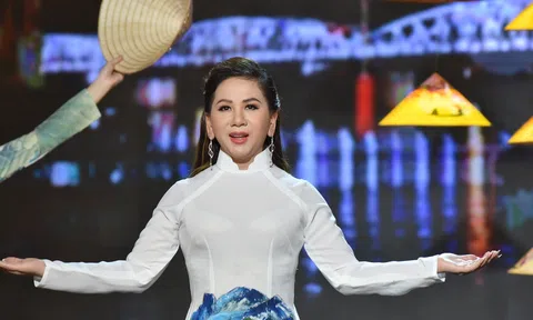 Hoa hậu Yến Phượng – Nàng hậu sở hữu giọng hát gây thương nhớ của showbiz Việt