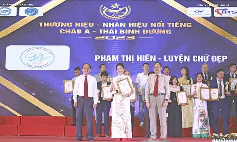 Trung tâm luyện viết chữ đẹp Phạm Hiên đạt giải thưởng Top 50 thương hiệu nổi tiếng Châu Á – Thái Bình Dương 2023