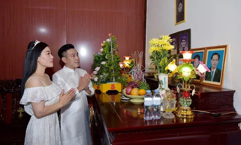 Xúc động bài thơ chúc phúc Nhà báo Vương Xuân Nguyên và Nghệ sĩ Nguyễn Hương Giang của Thi sĩ Vũ Đức Nguyên