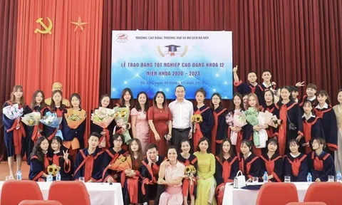 Trường Cao đẳng Thương mại và Du lịch Hà Nội vinh danh gần 500 cử nhân tại Lễ Tốt nghiệp năm 2023