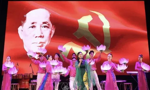 Chương trình Nghệ thuật đặc biệt Tưởng nhớ Tổng Bí thư Lê Duẩn