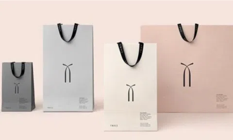 Nhân tố bí ẩn giúp lột tả "thần thái" của túi giấy cho thời trang cao cấp