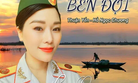 NSƯT Hương Giang thể hiện những ca khúc đi cùng năm tháng