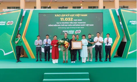 11.032 học sinh lập kỷ lục Việt Nam với màn đồng diễn thể dục ấn tượng