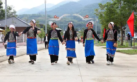 Người Si La ở Mường Tè: Dòng chảy bản sắc nghìn năm